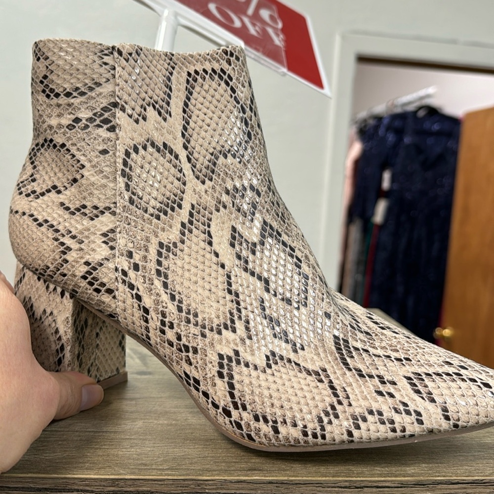 Snake boots
